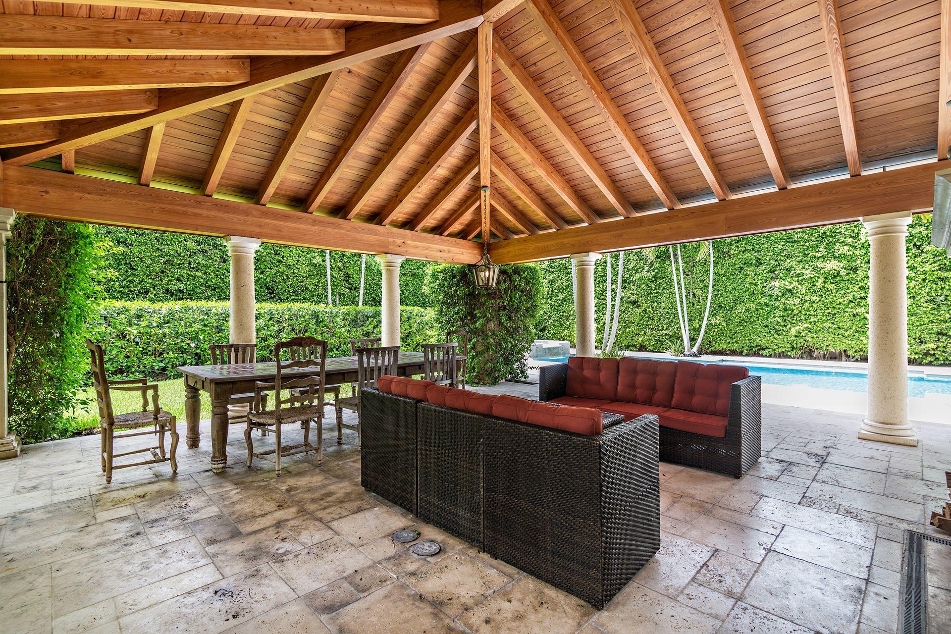 El Bravo Park - Residential