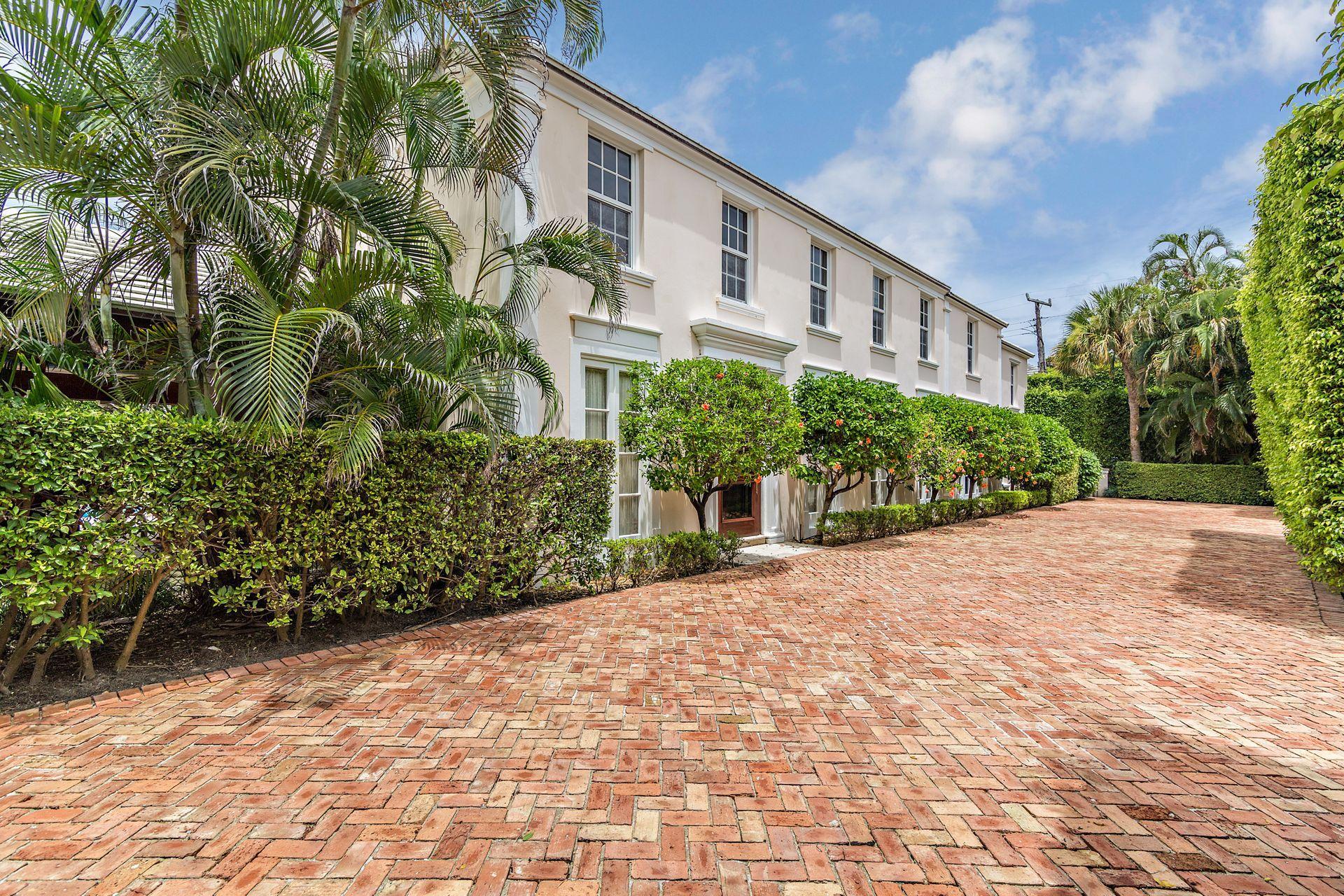 El Bravo Park - Residential