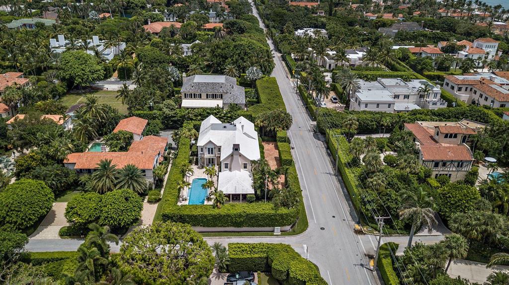 El Bravo Park - Residential