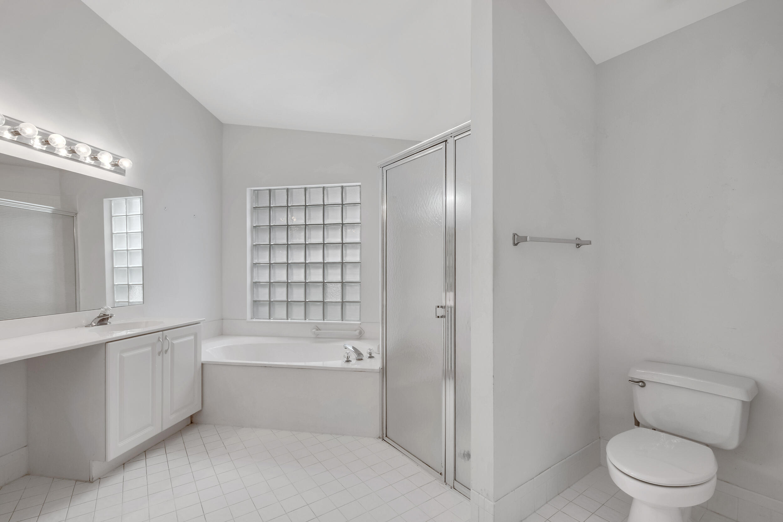 PALM ISLES - Residential