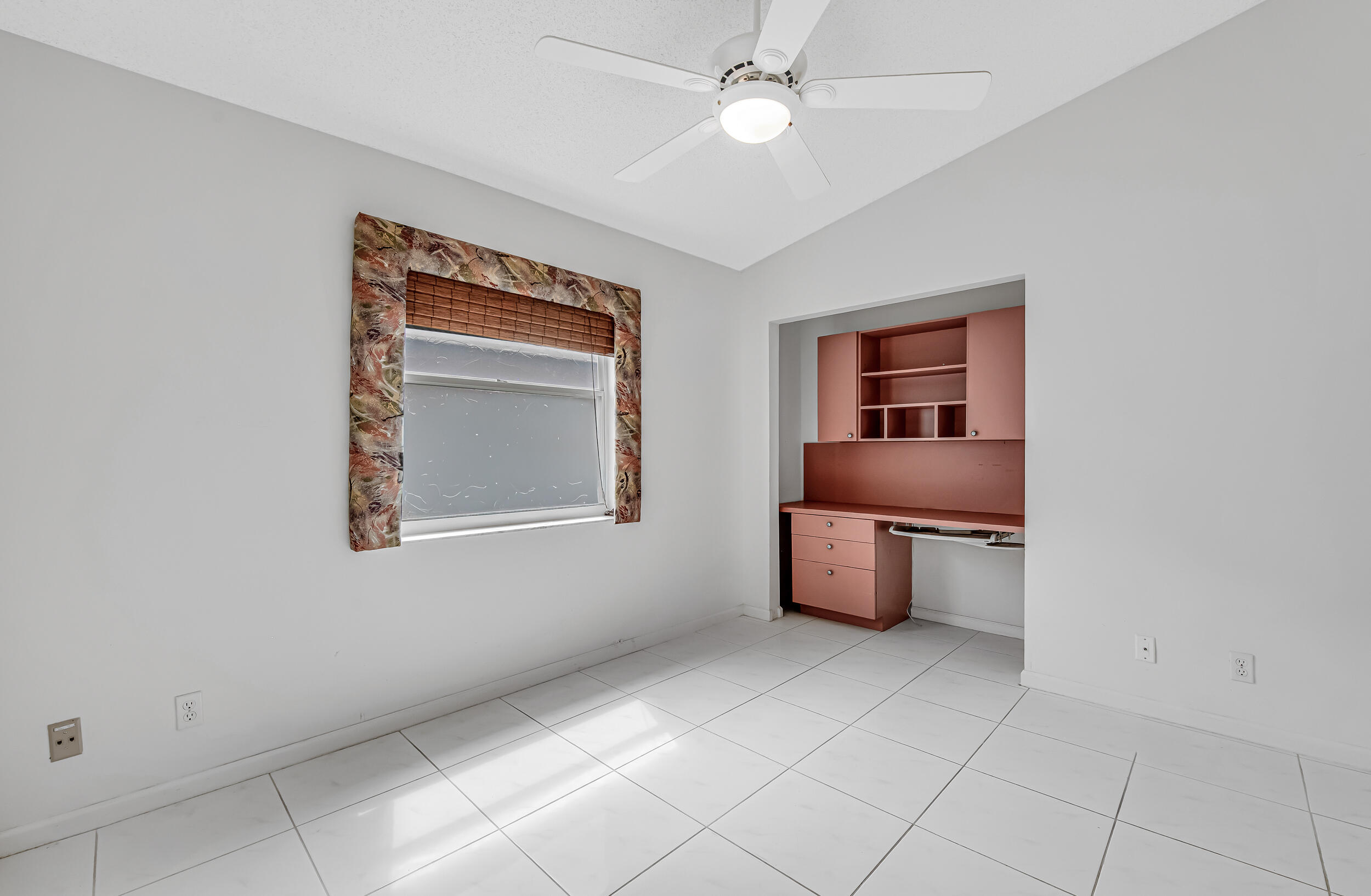 PALM ISLES - Residential