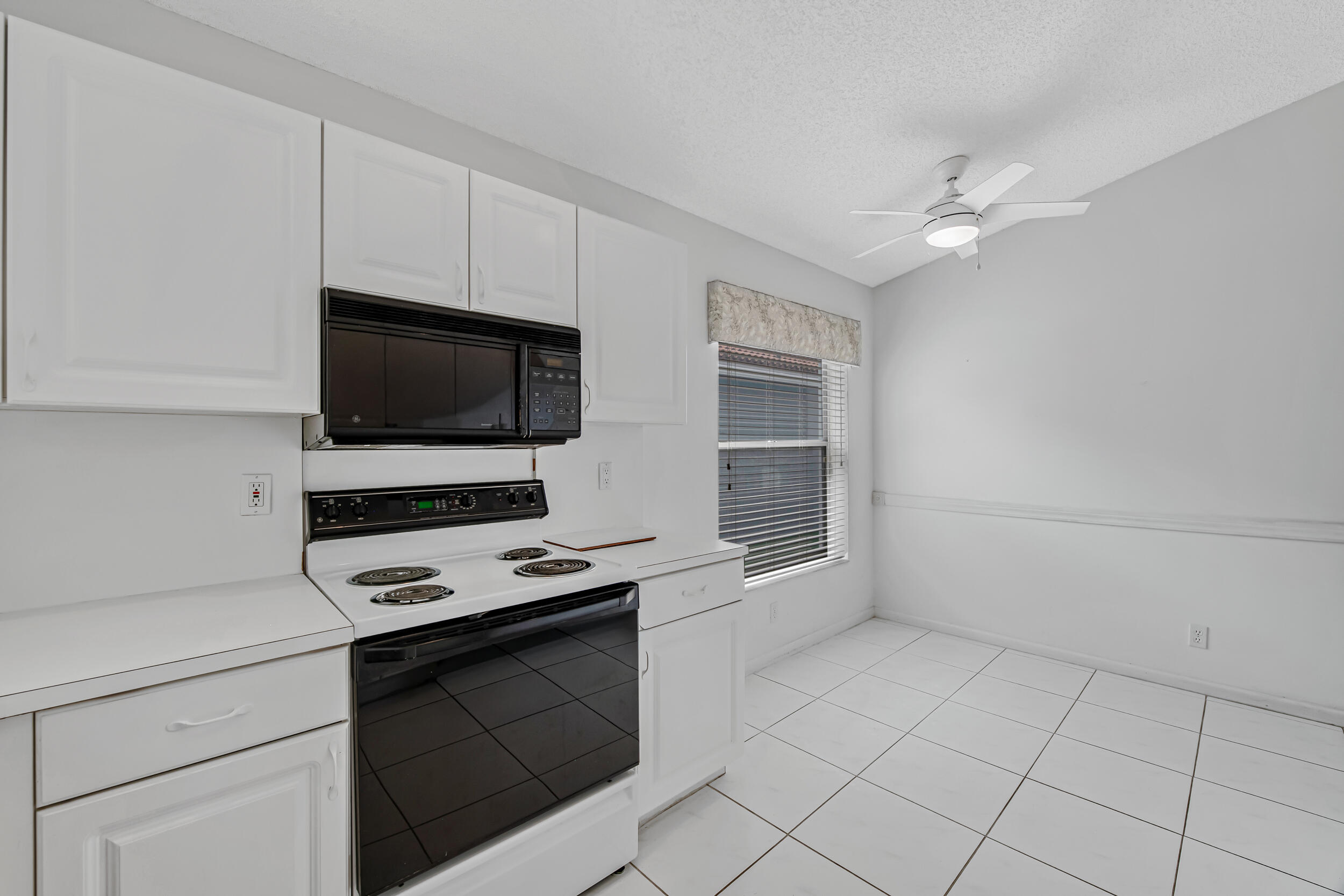 PALM ISLES - Residential