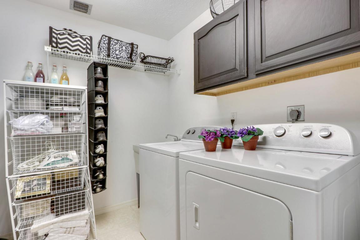 YACHT & COUNTRY CLUB OF STUART - Residential