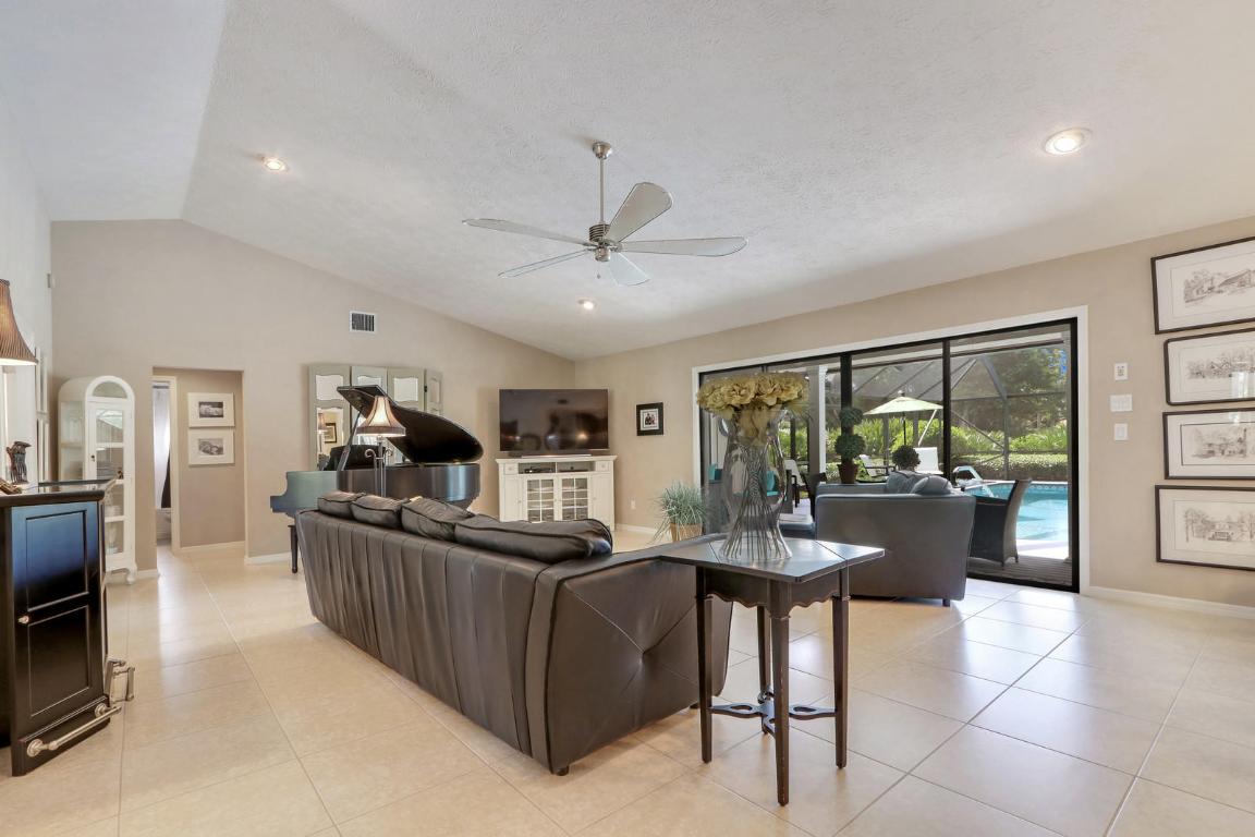 YACHT & COUNTRY CLUB OF STUART - Residential