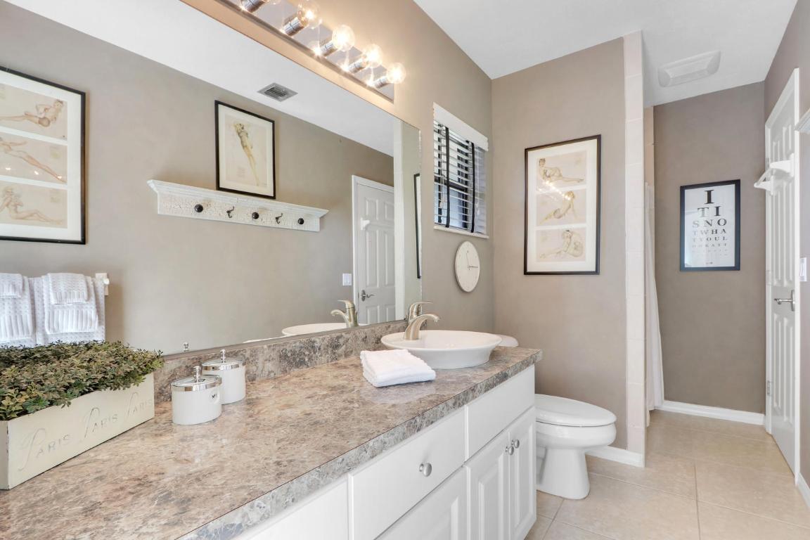 YACHT & COUNTRY CLUB OF STUART - Residential