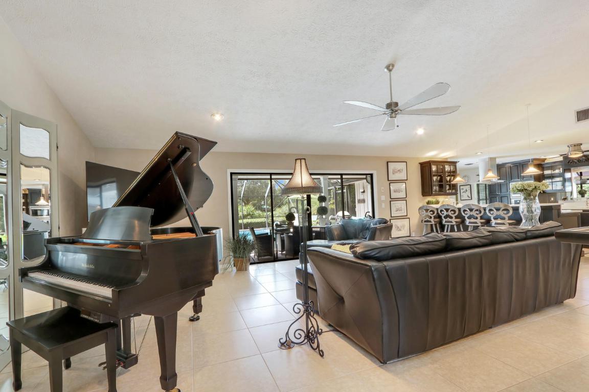 YACHT & COUNTRY CLUB OF STUART - Residential