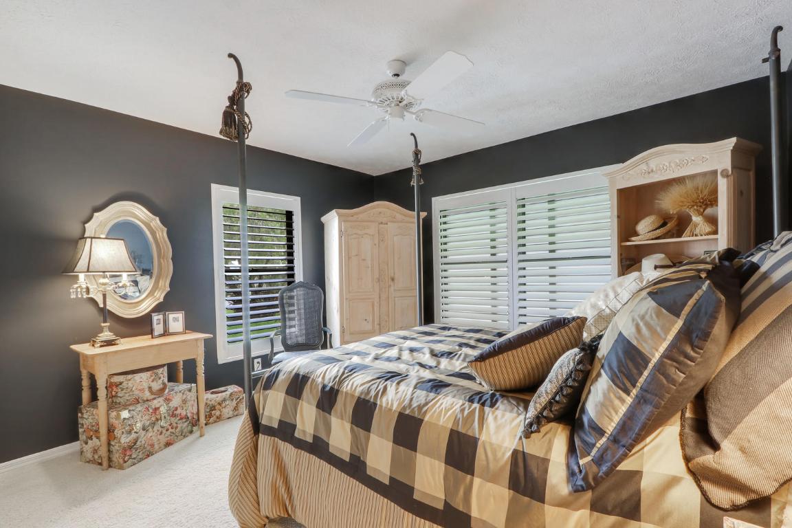 YACHT & COUNTRY CLUB OF STUART - Residential