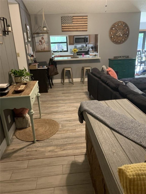 Acreage & Unrec - Residential