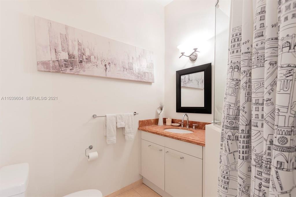 213 SW 11TH Street 213