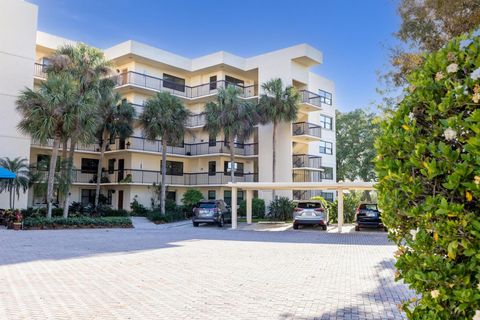 A home in North Palm Beach