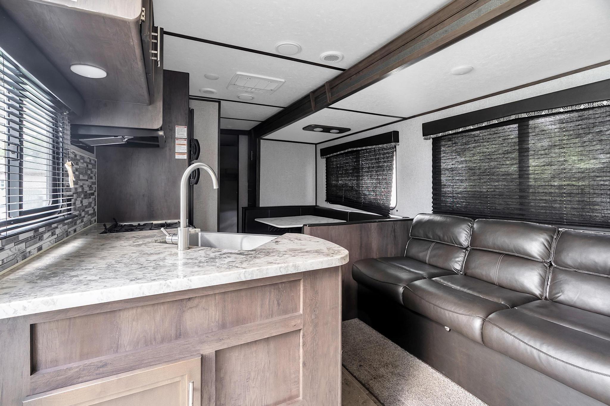 14500 Carver Dr 14500