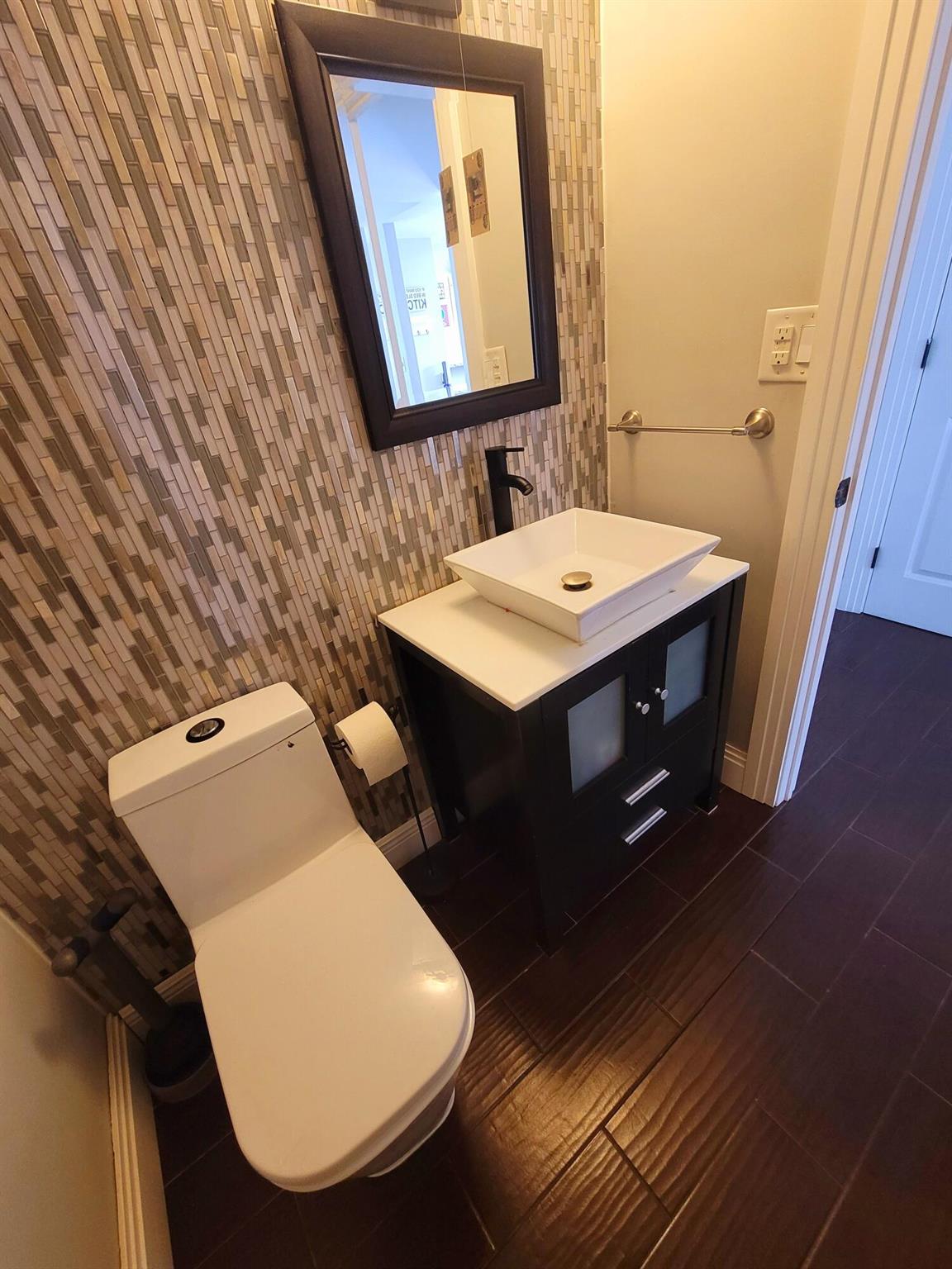 GOLDEN SURF TOWERS CONDO - Residential