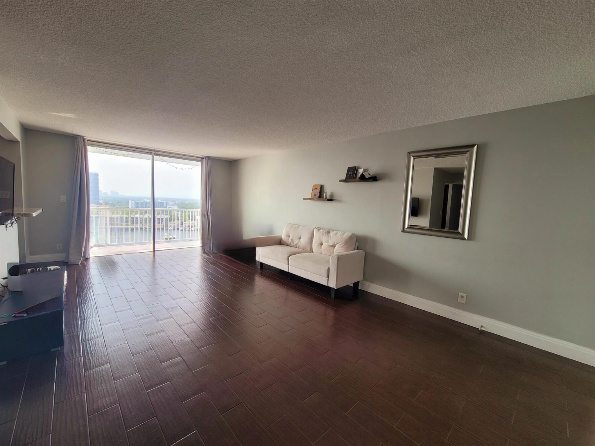 GOLDEN SURF TOWERS CONDO - Residential