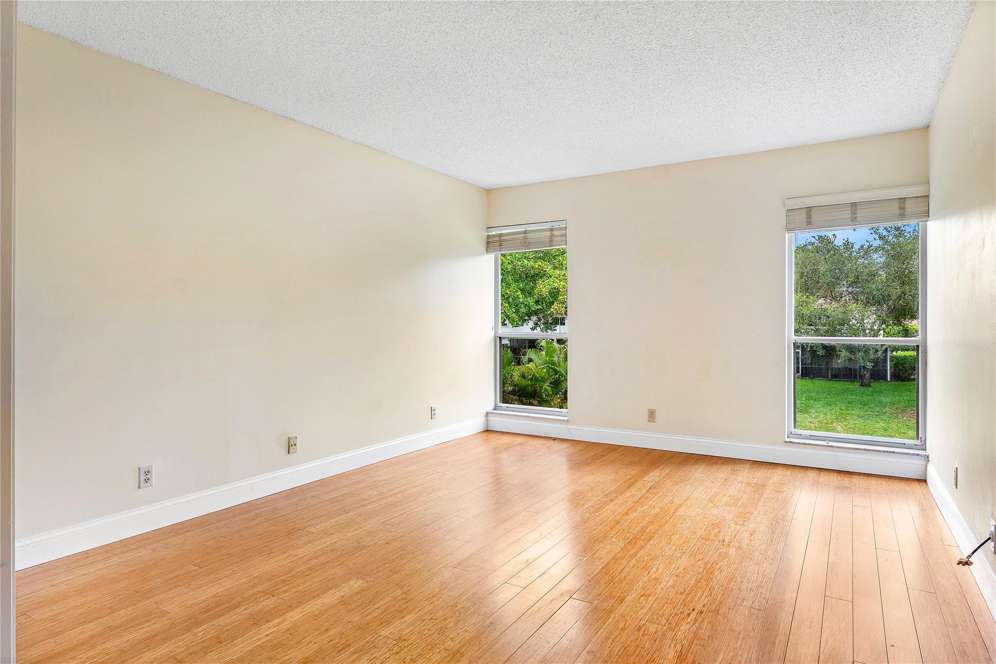 LAKES OF WOODHAVEN I & II - Residential