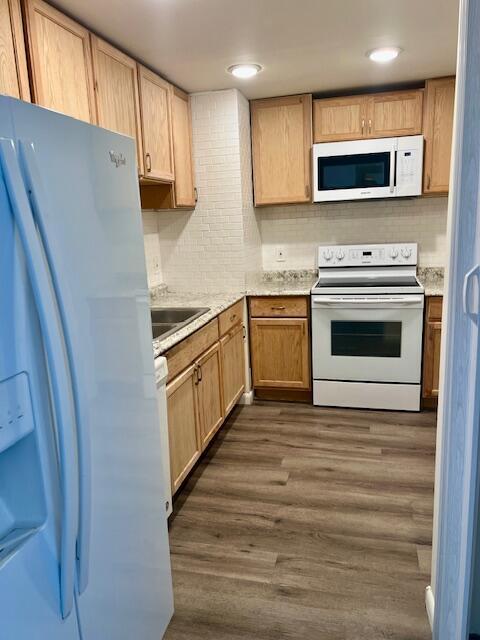 PALM BEACH HOUSE CONDO - Residential