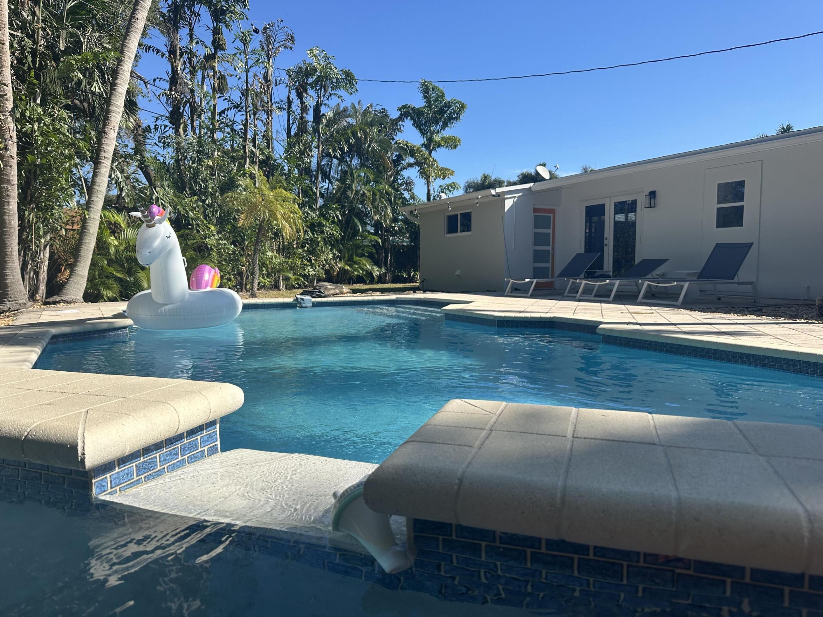 317 NW 26TH Court