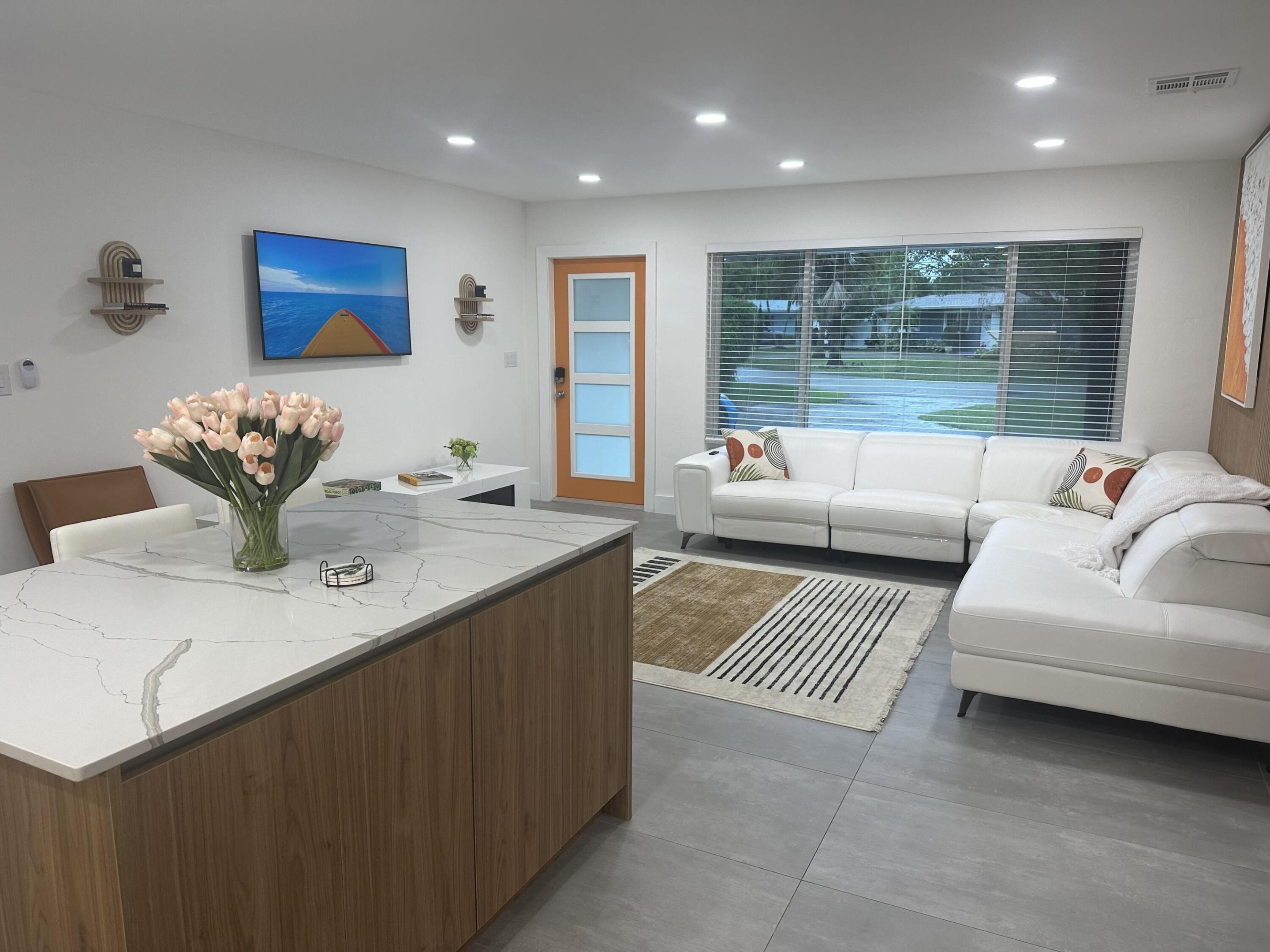 317 NW 26TH Court