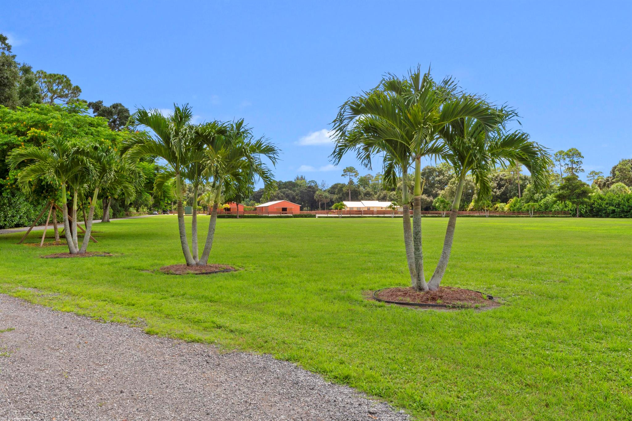 LOXAHATCHEE GROVES - Residential