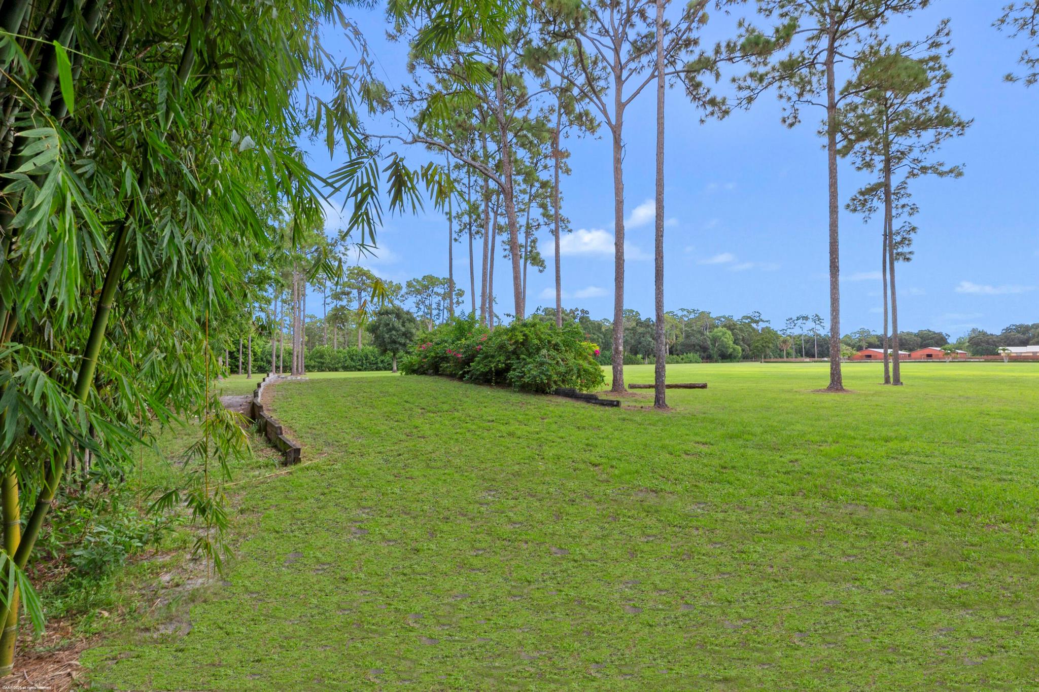 LOXAHATCHEE GROVES - Residential