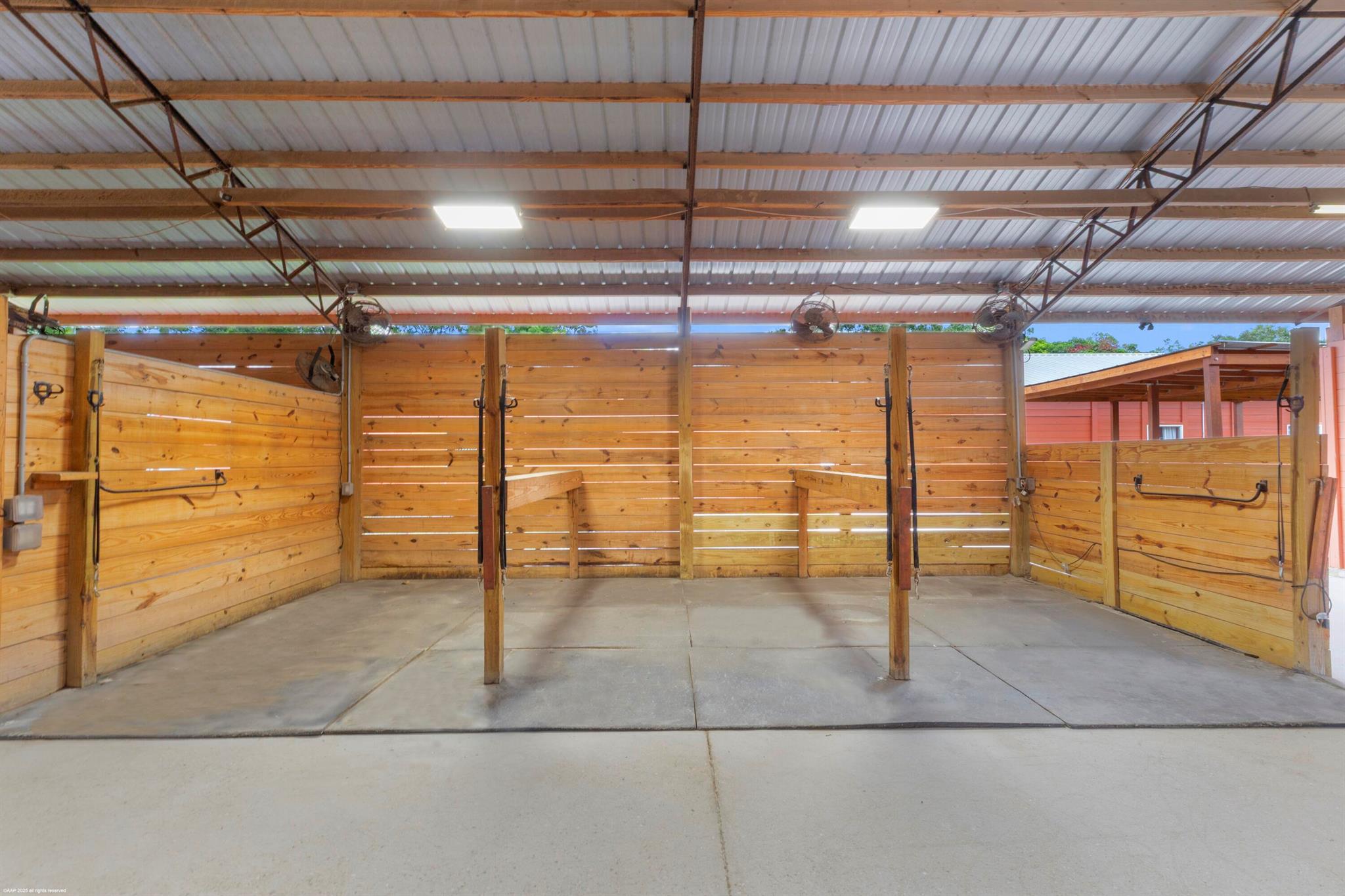 LOXAHATCHEE GROVES - Residential