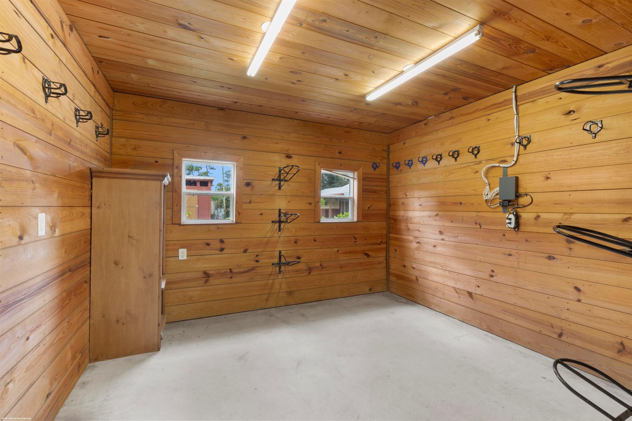 LOXAHATCHEE GROVES - Residential