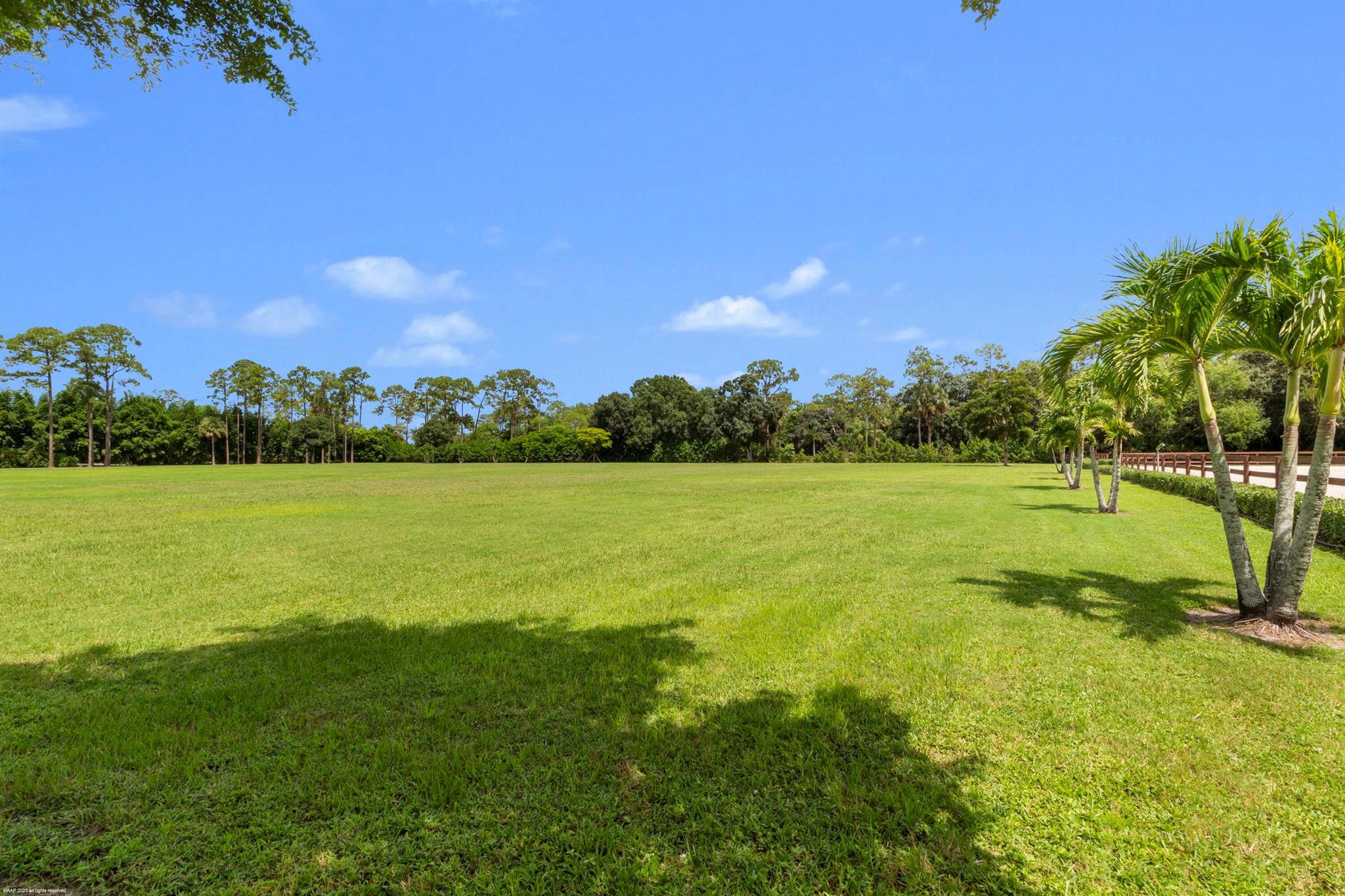 LOXAHATCHEE GROVES - Residential