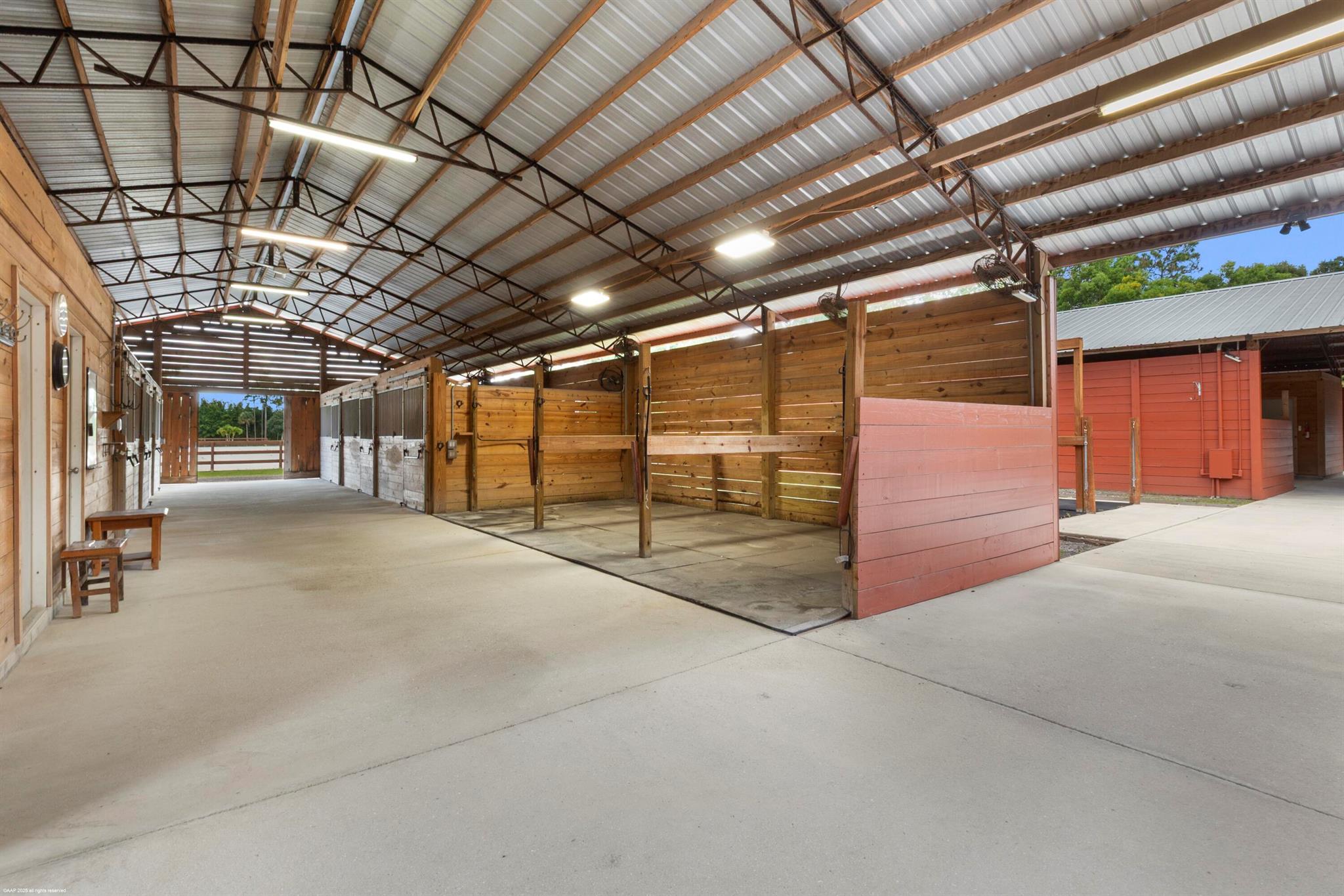 LOXAHATCHEE GROVES - Residential