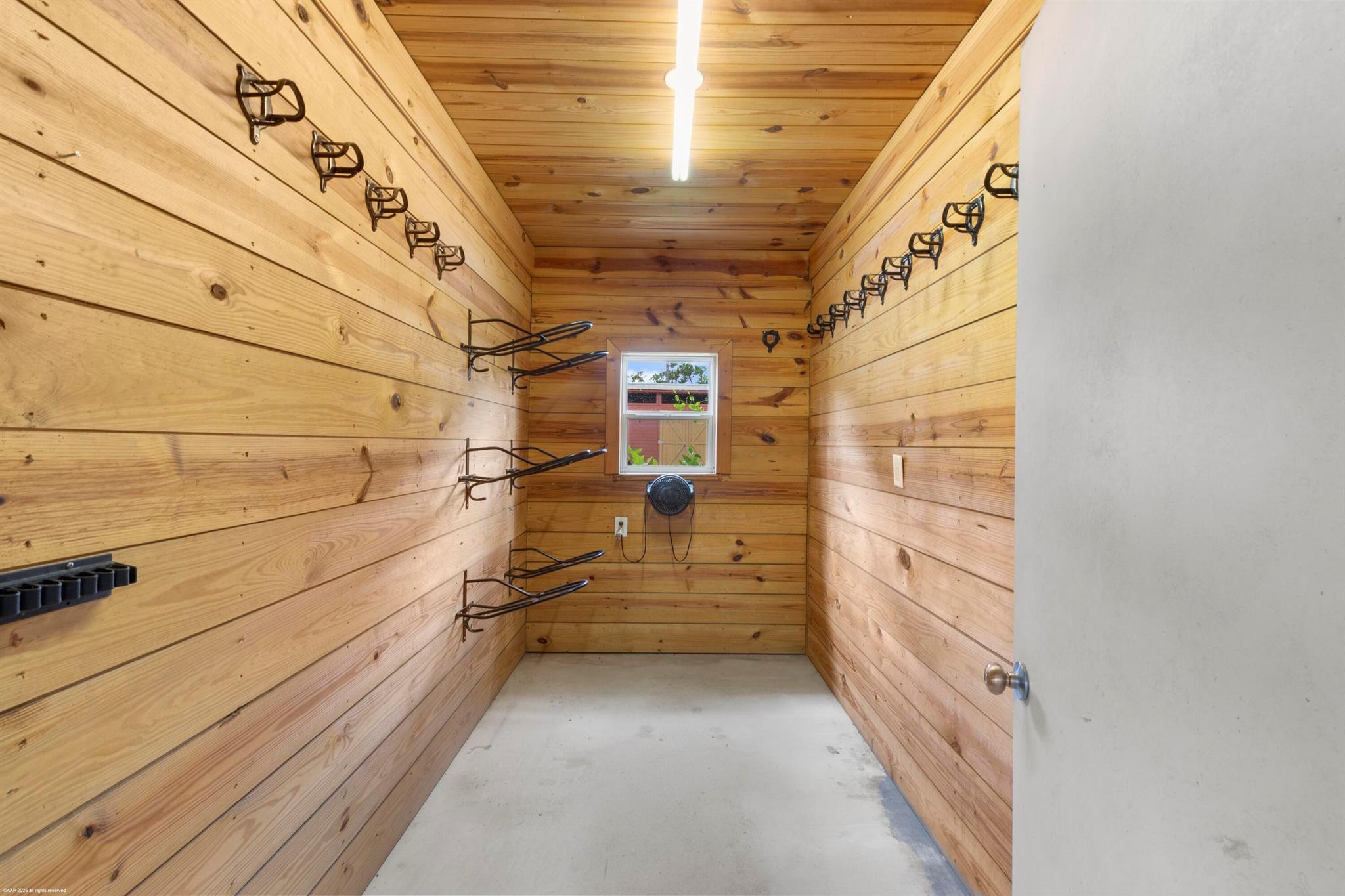 LOXAHATCHEE GROVES - Residential