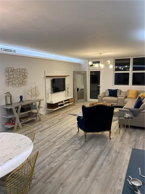 4250 Galt Ocean Dr Unit 9F, Fort Lauderdale, FL MLS: F10452847