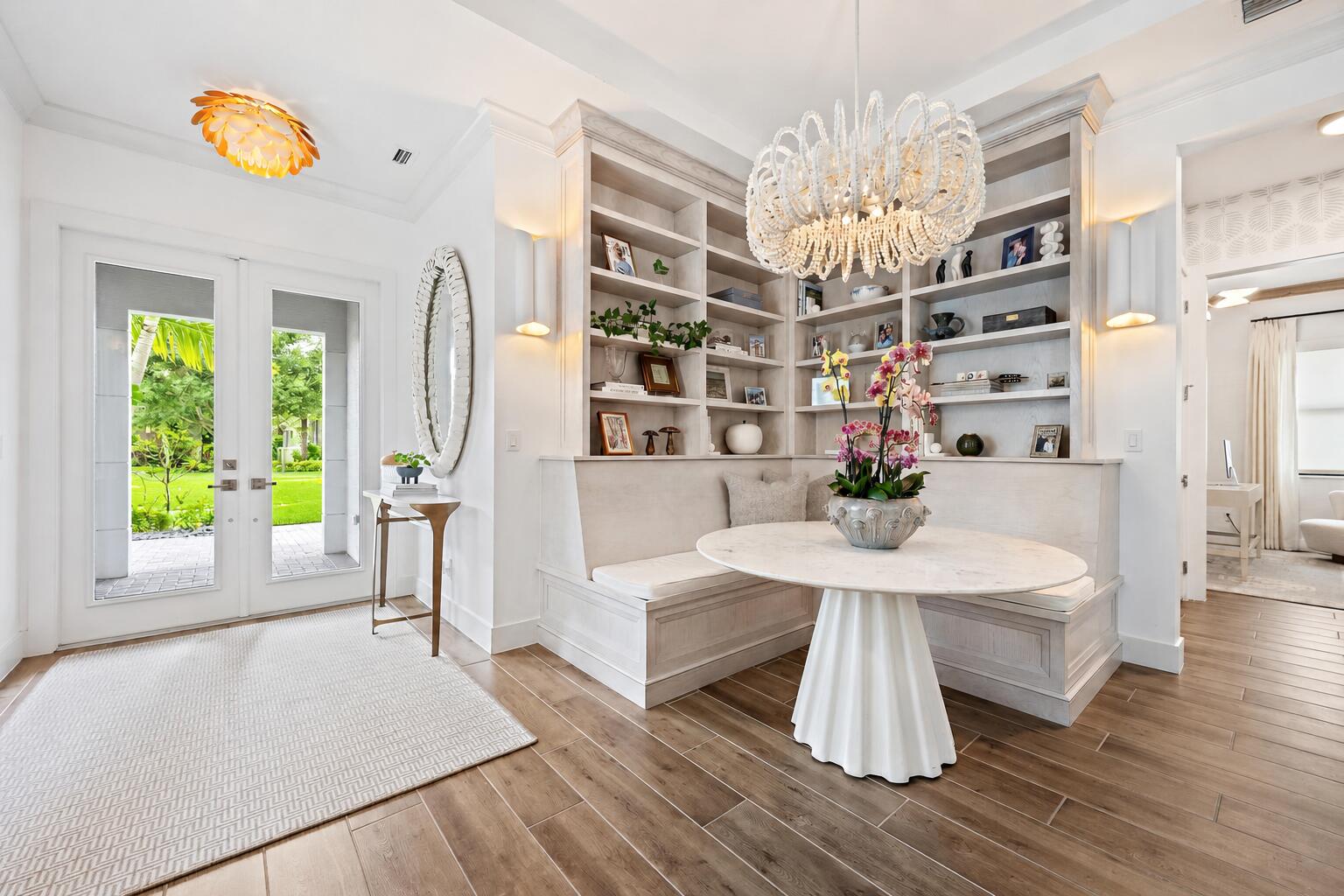 13558 Artisan Circle