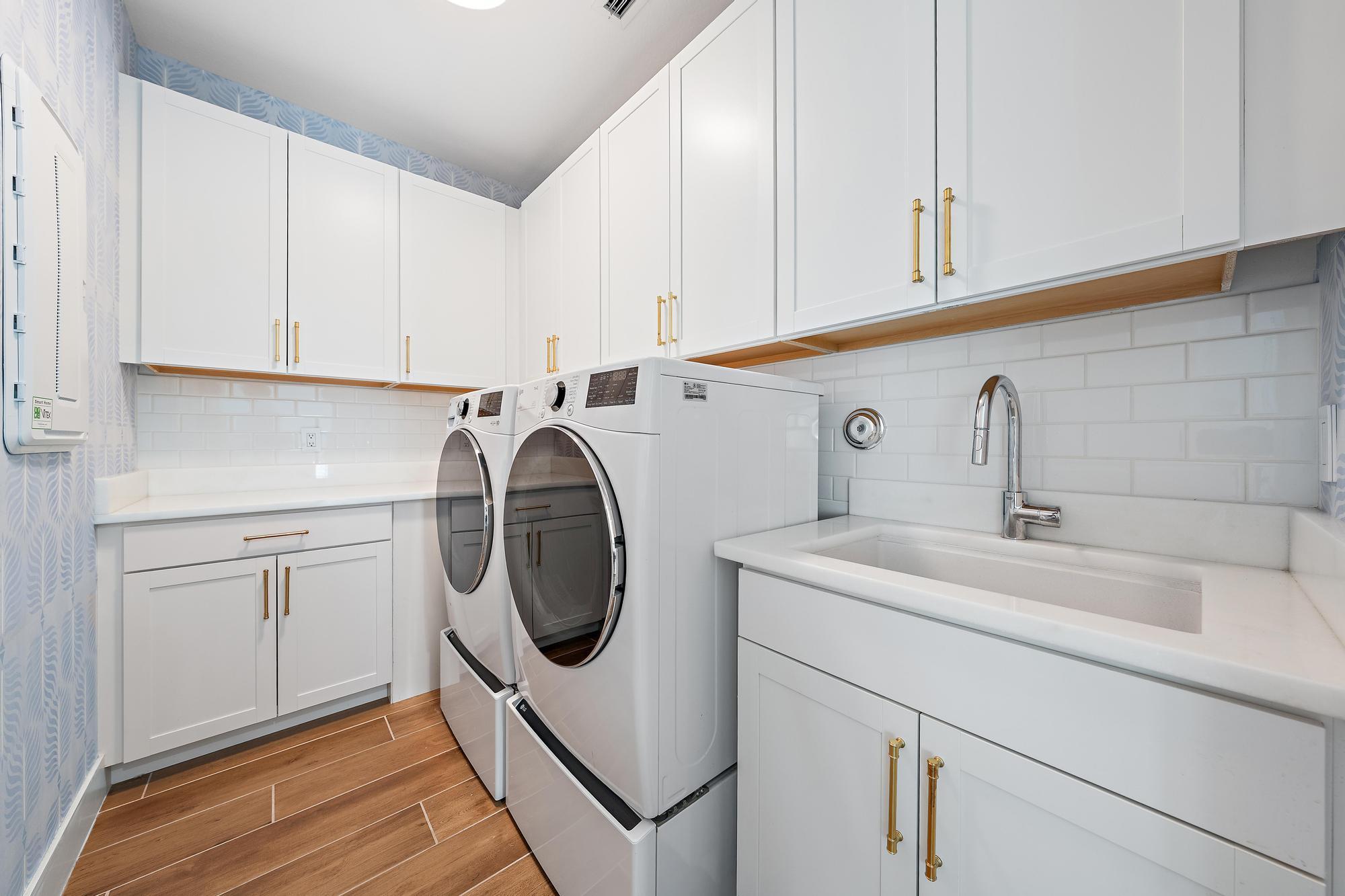 ARTISTRY - Residential