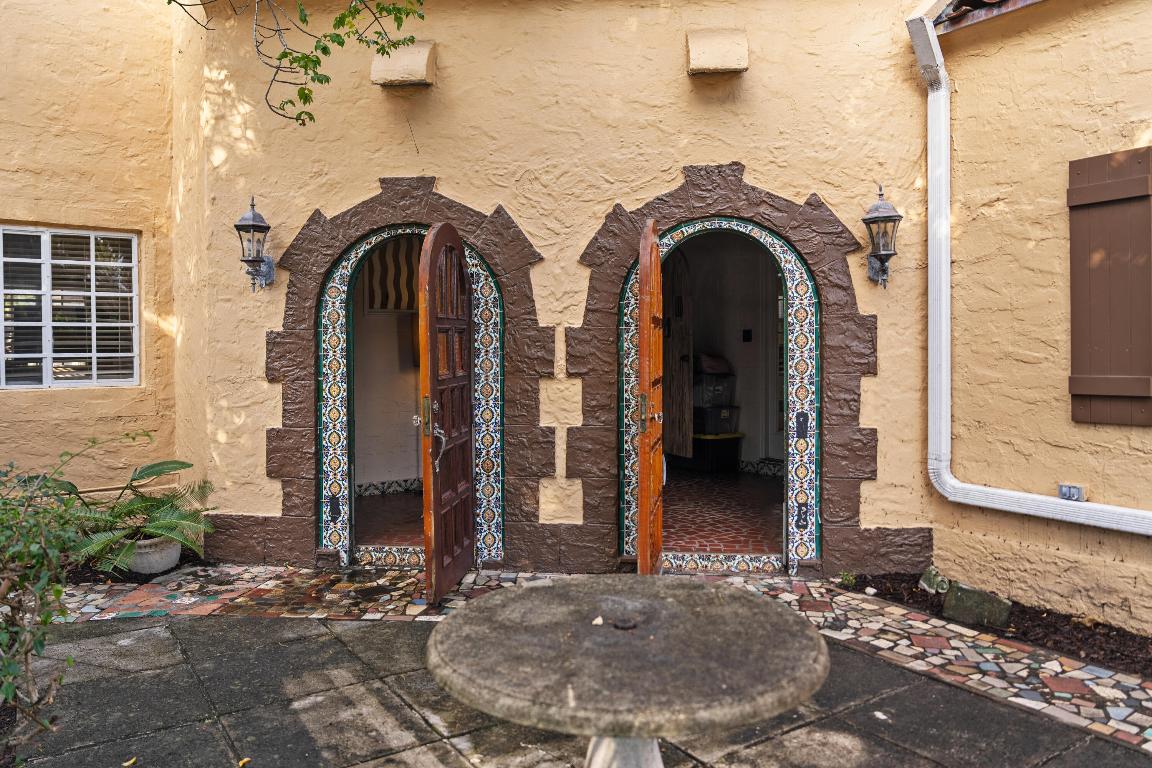 HILLSIDE PARK - Residential Income