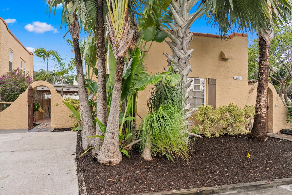 HILLSIDE PARK - Residential Income