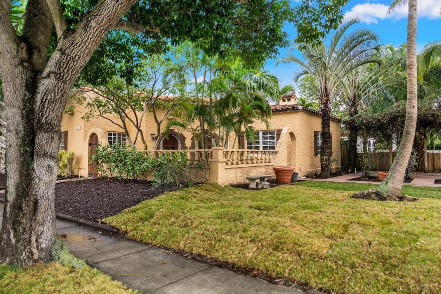 Investor opportunity in the desirable SoSo / Hillside Park area of West Palm Beach. This 1926 Spanish Colonial triplex is surrounded by mature trees and palms and offers a classic Spanish style main house plus two studio apartments. Zoned for up to 5 units per tax records, providing excellent income and value-add potential. 

Located 5 minutes to Downtown West Palm Beach and PBI Airport (outside flight path), 10 minutes to the beach, and close to restaurants, parks, and entertainment.