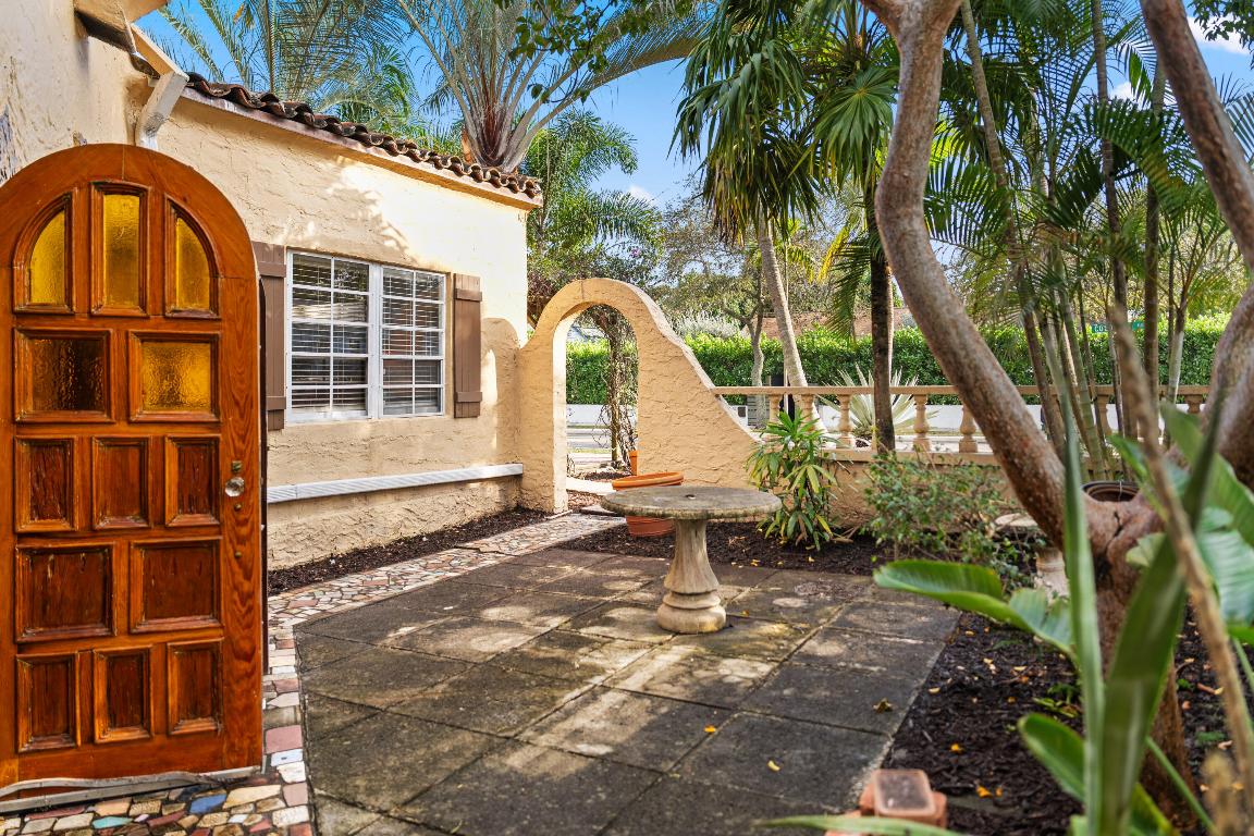 HILLSIDE PARK - Residential Income