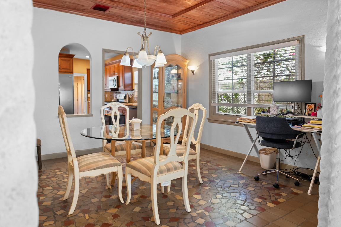 HILLSIDE PARK - Residential Income