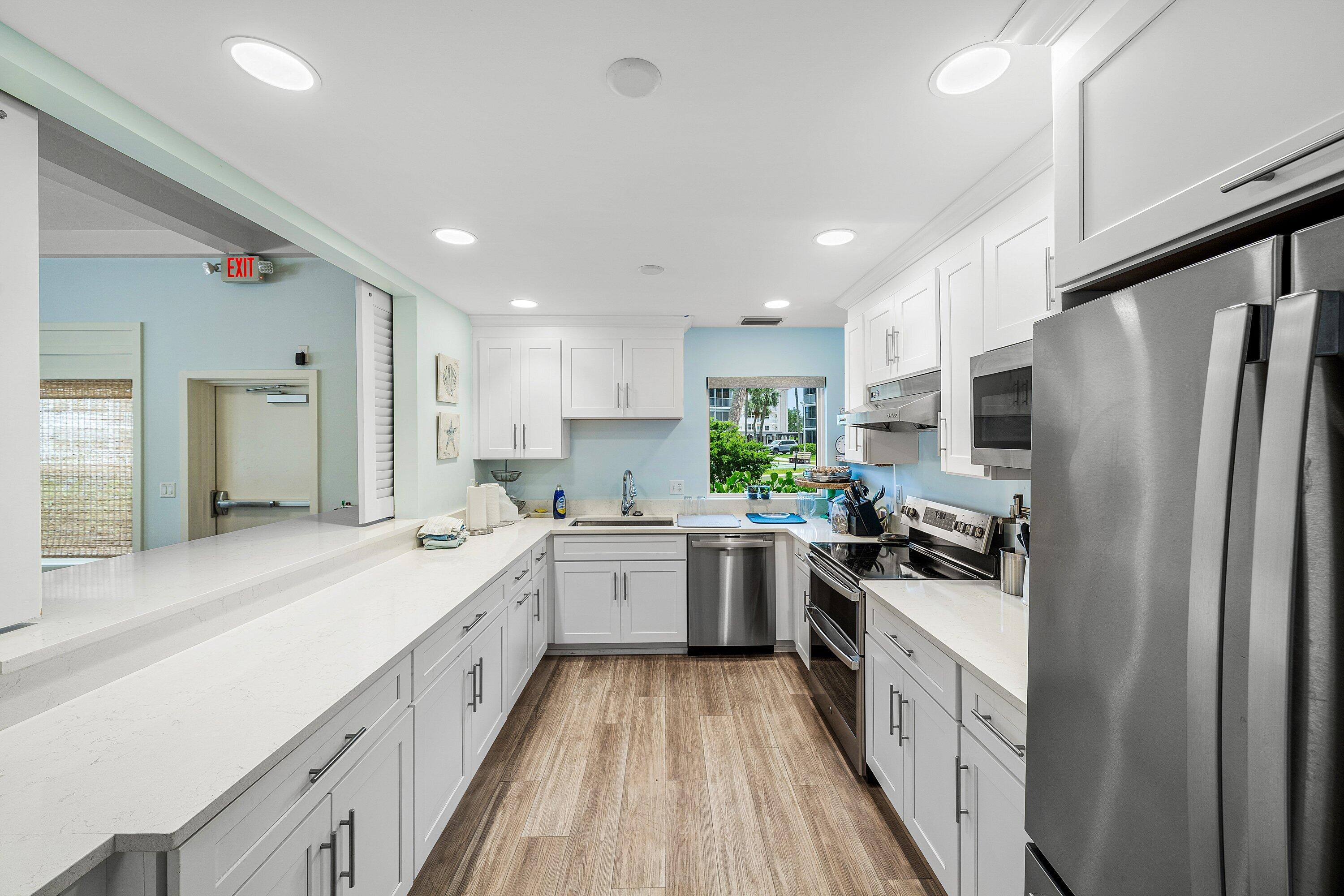 TROPIC BAY CONDO & MARINA - Residential
