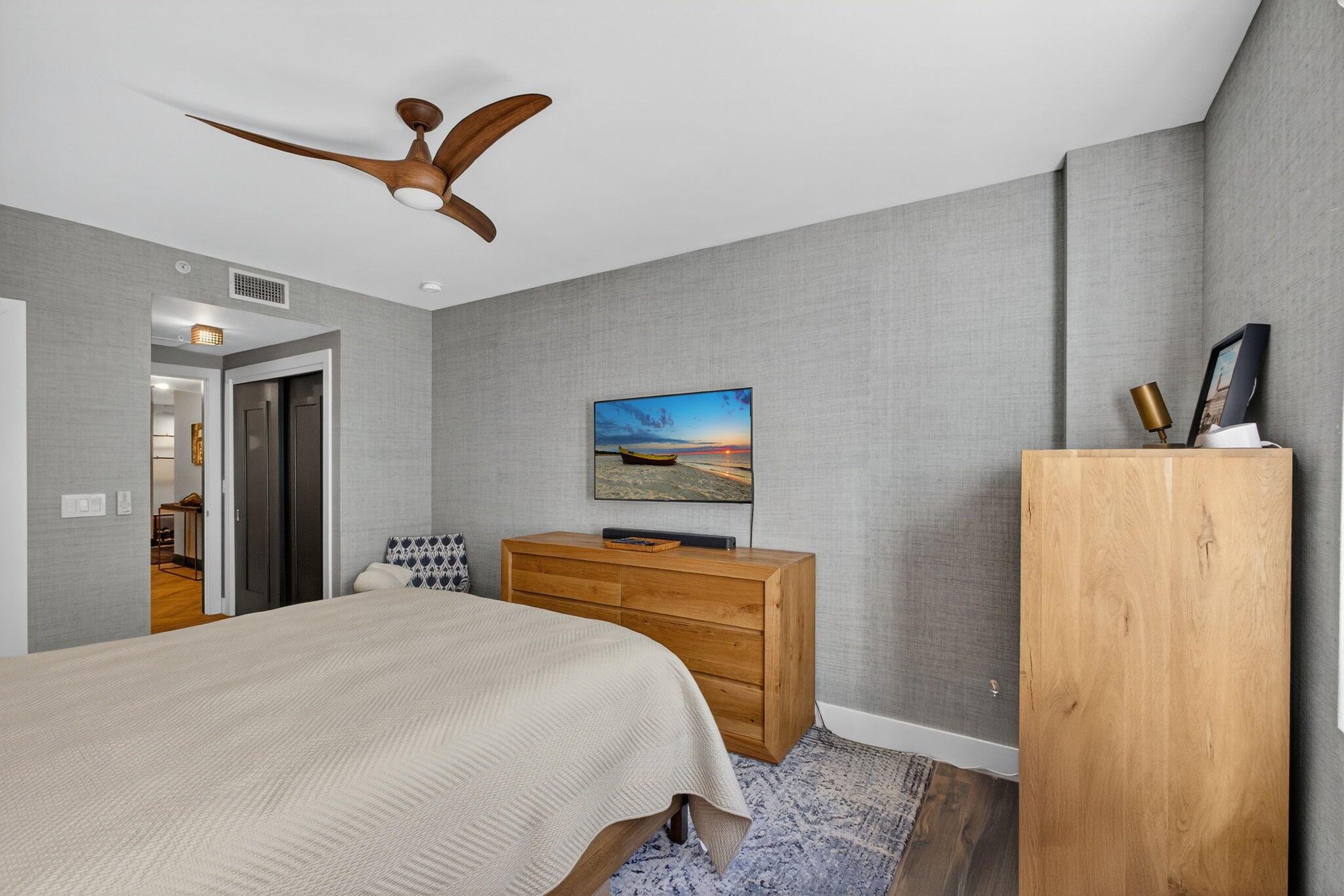 DOLCE VITA CONDO - Residential Lease