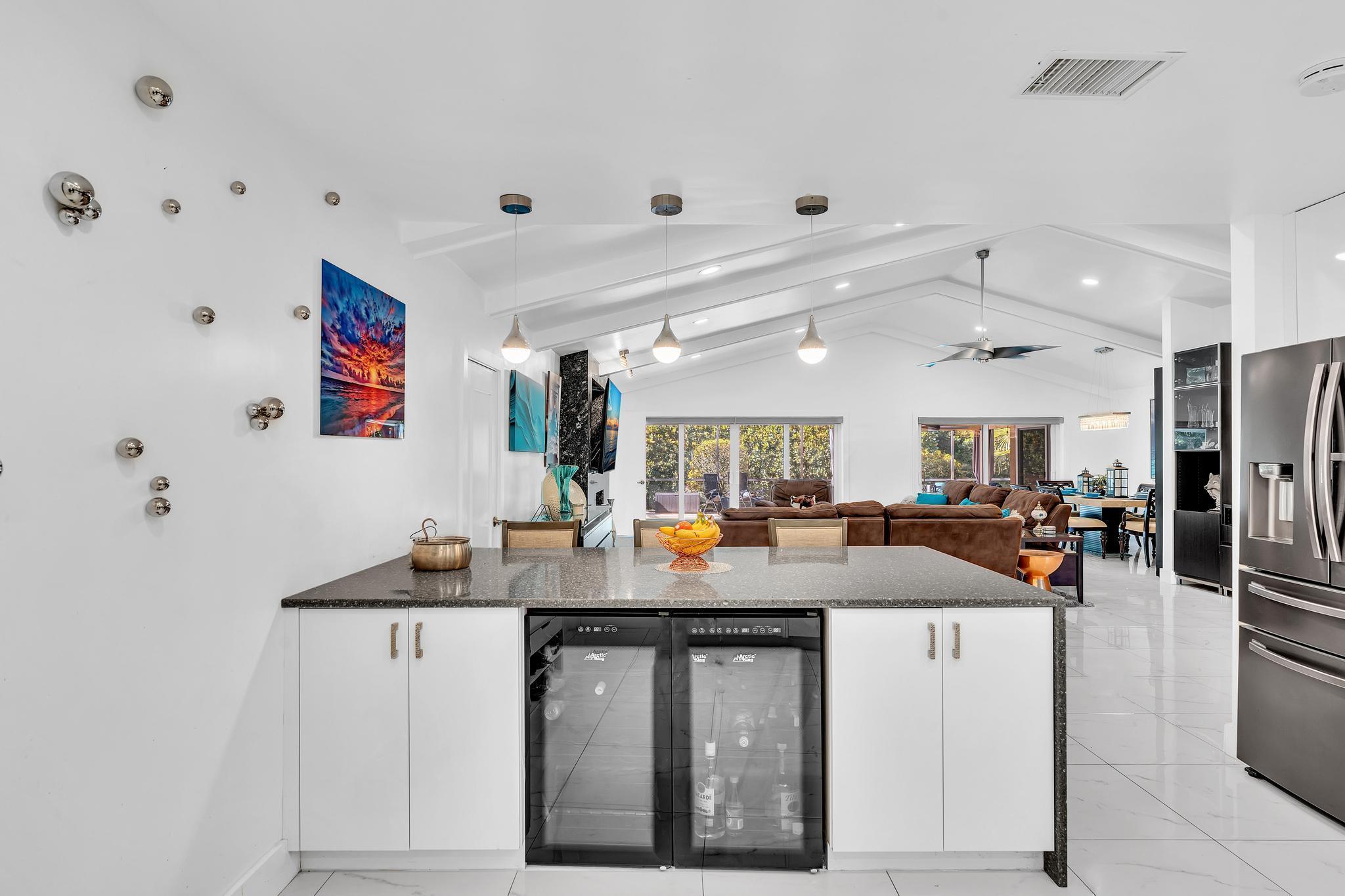 BOCA GREENS - Residential