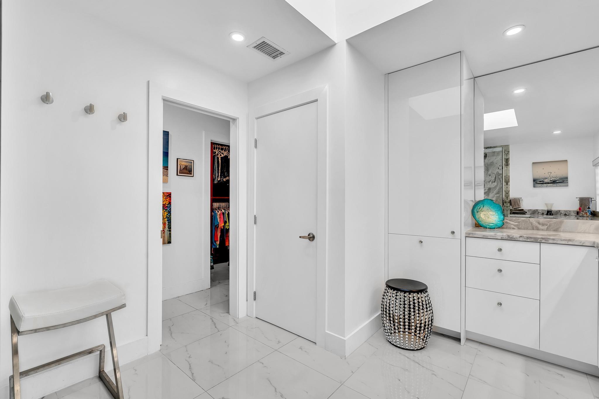 BOCA GREENS - Residential