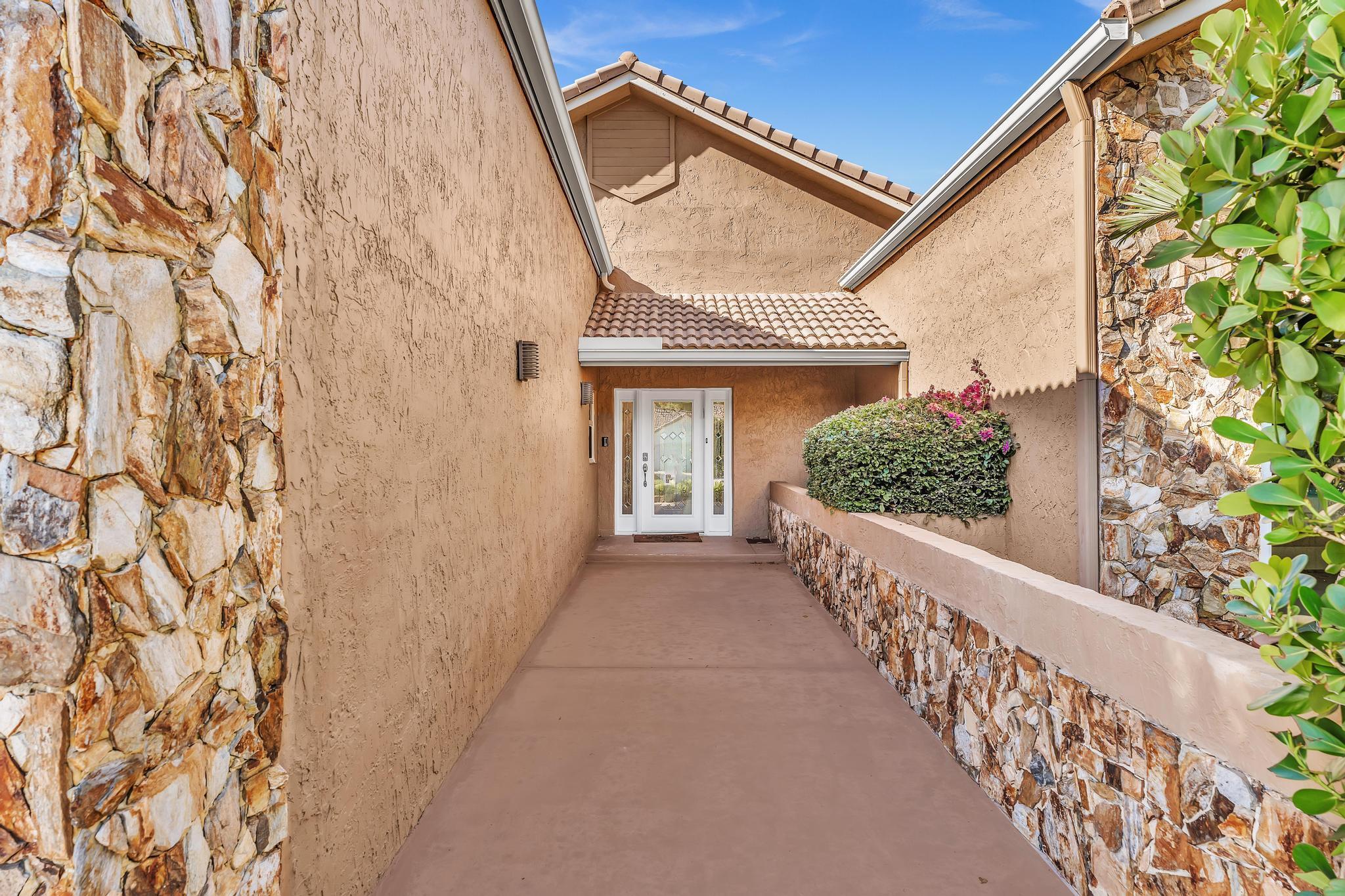 BOCA GREENS - Residential