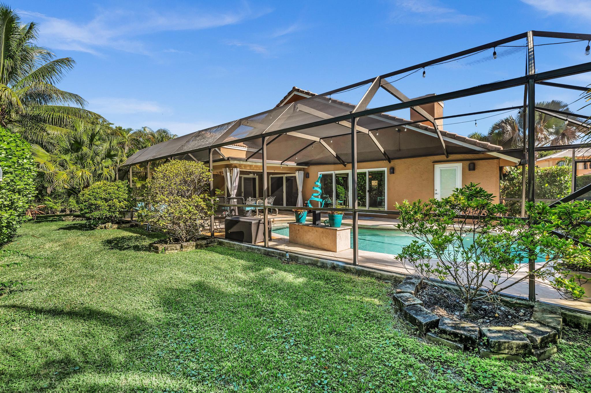 BOCA GREENS - Residential