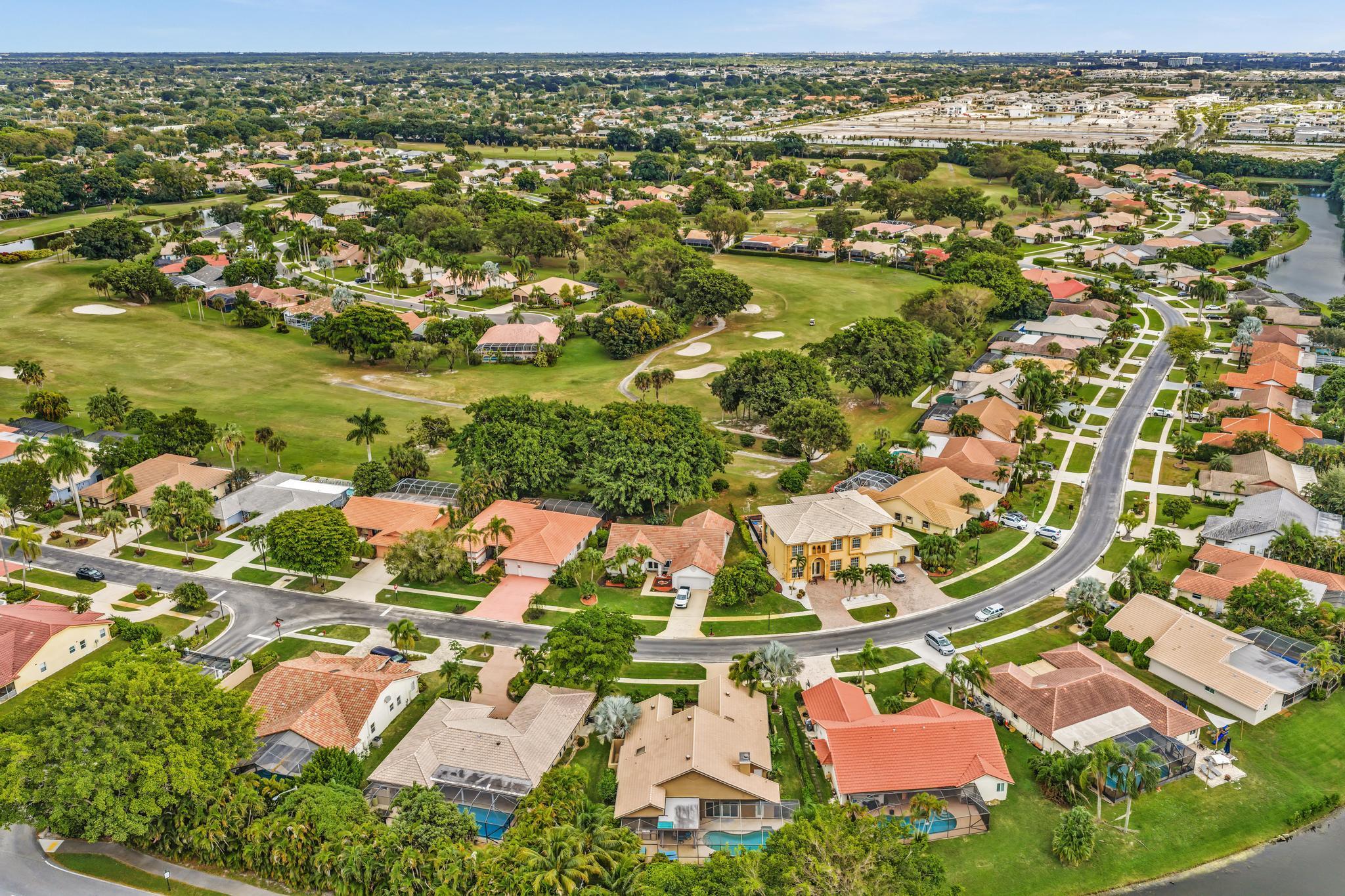 BOCA GREENS - Residential