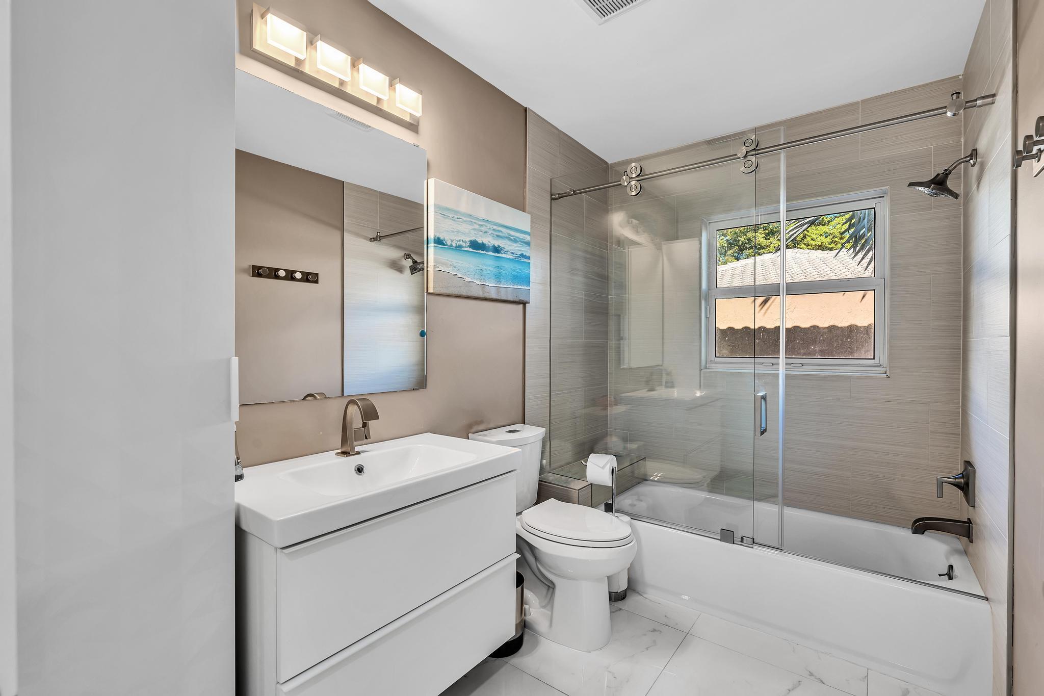 BOCA GREENS - Residential