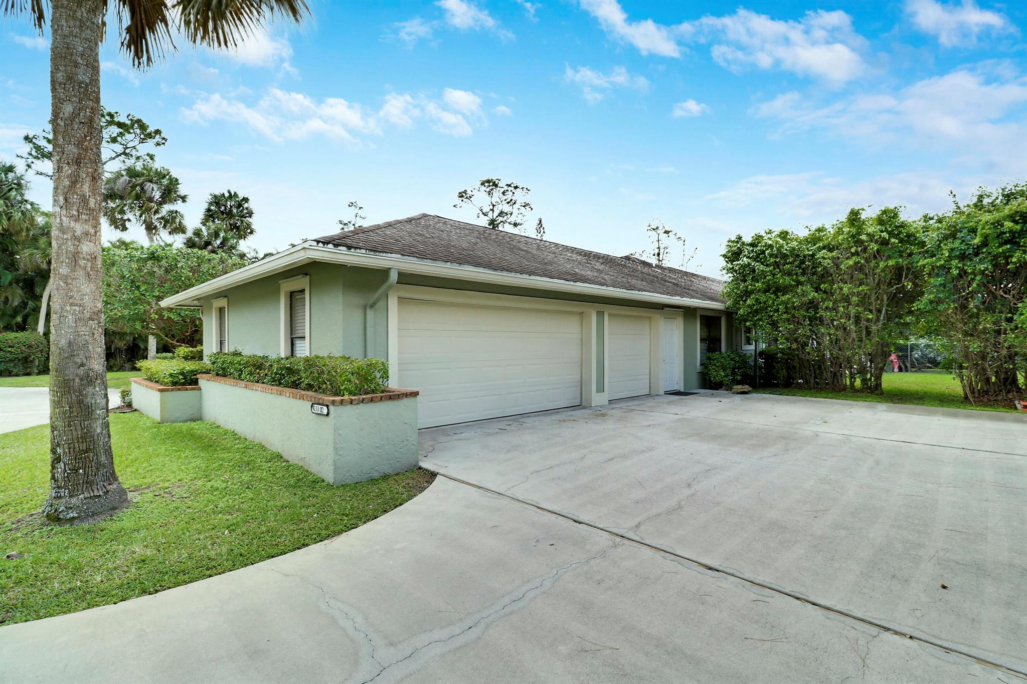 13302 Doubletree Circle