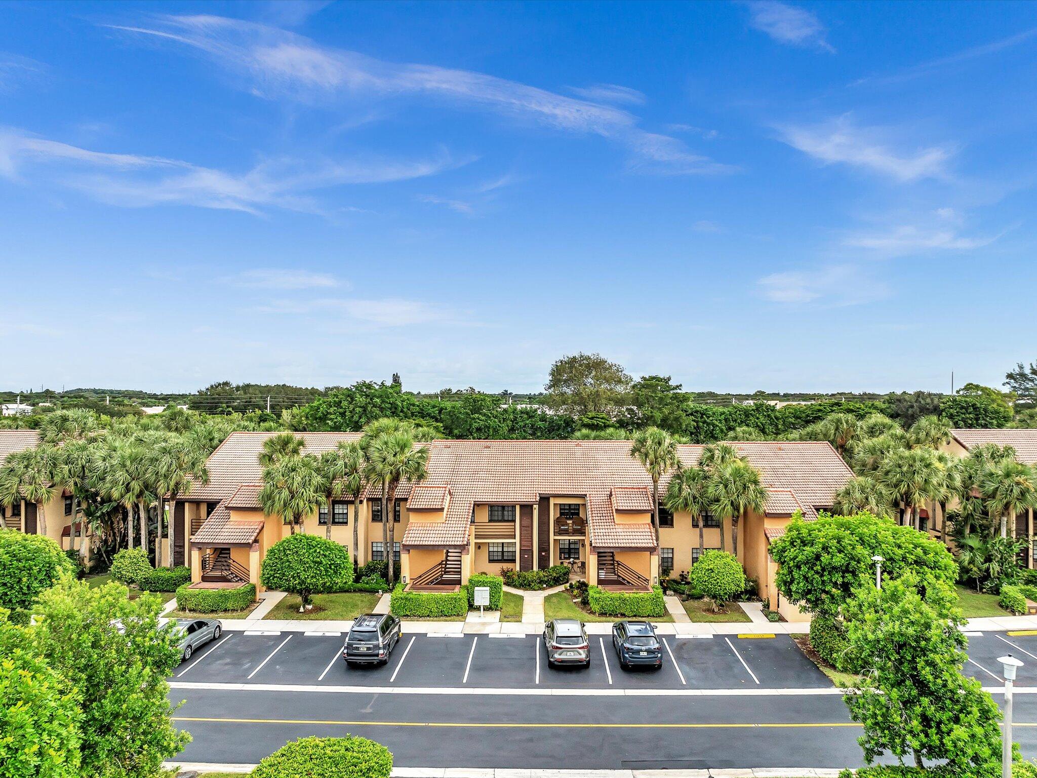 ASPEN GLEN CONDO - Residential