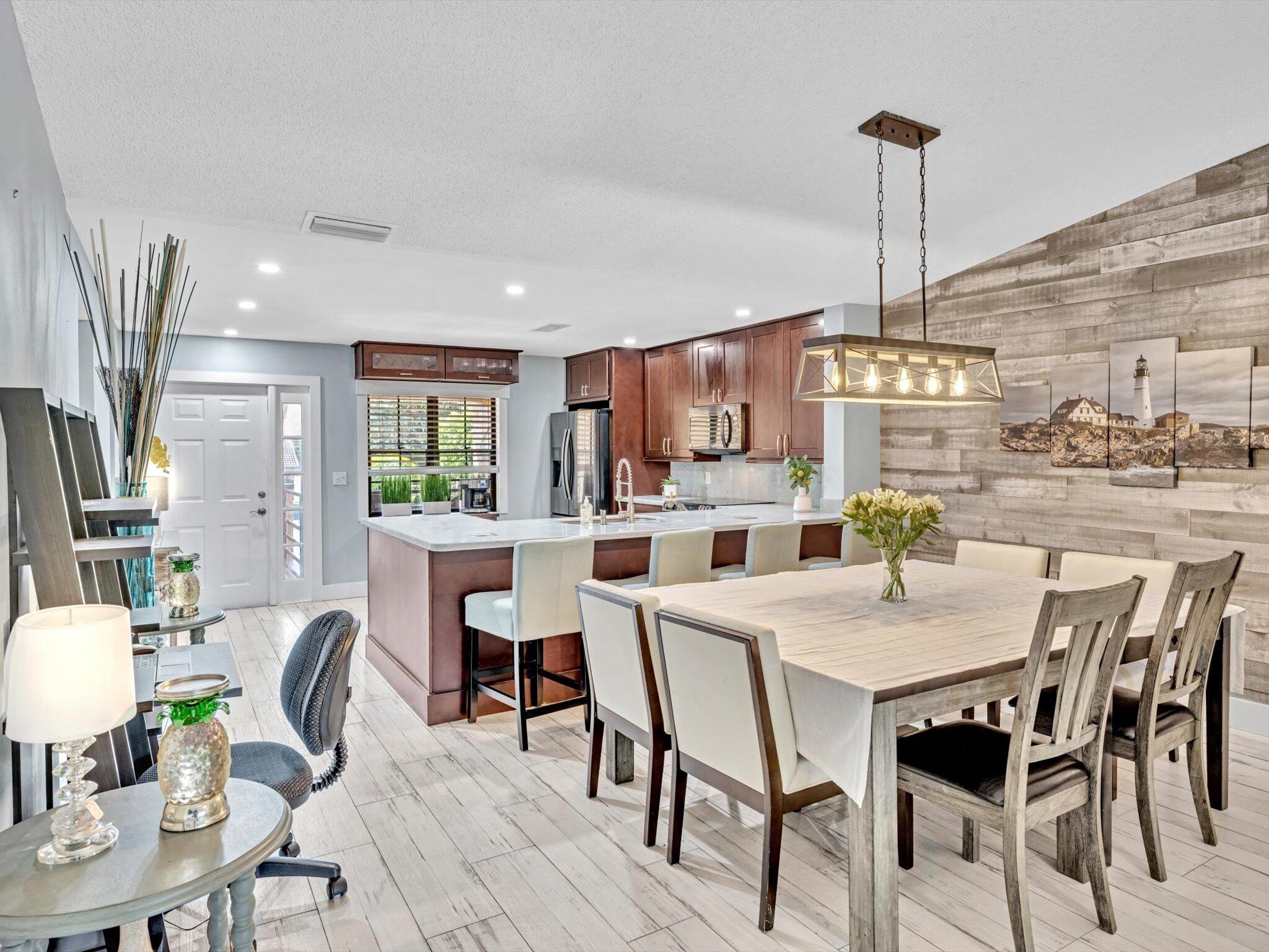 ASPEN GLEN CONDO - Residential