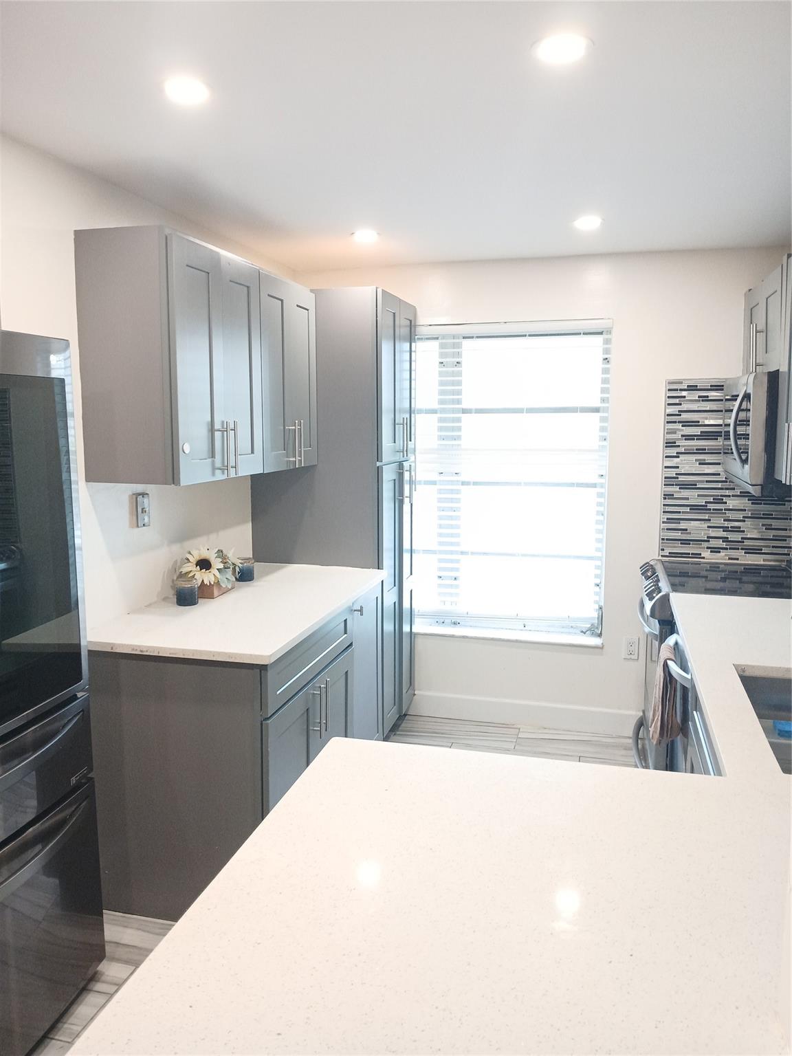 4170 Inverrary Dr 412