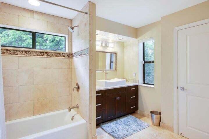 THE LINKS - Residential Lease