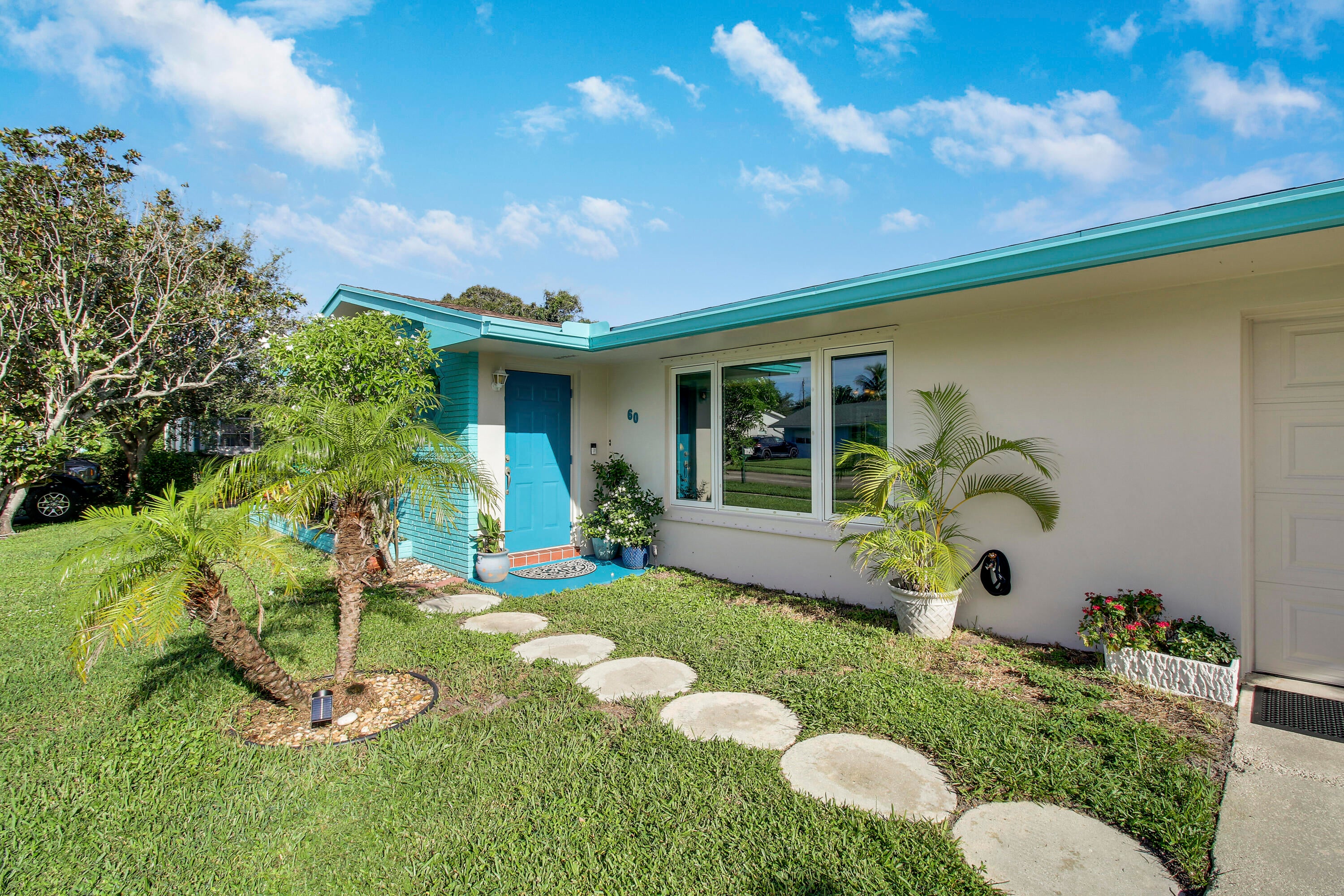 60 Camelia Circle